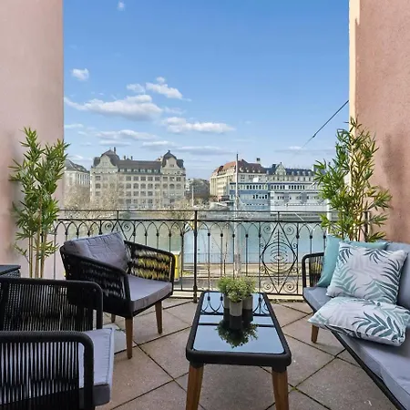 Apartamento Thejewelleryboxoldtowngemwithwaterviewbalcony *