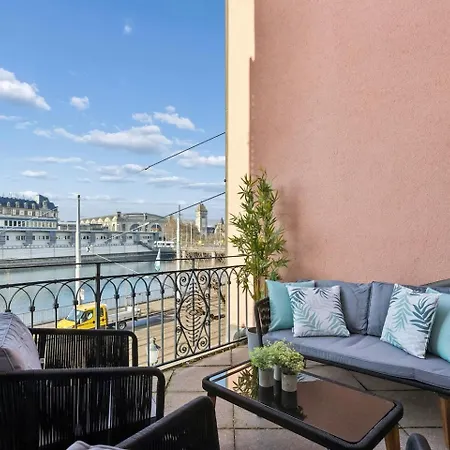 Apartamento Thejewelleryboxoldtowngemwithwaterviewbalcony Zúrich