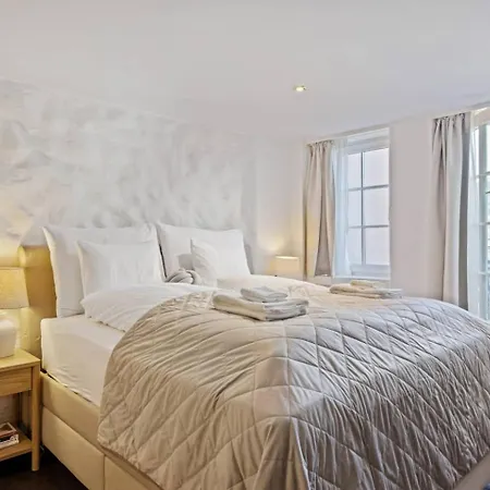 Apartamento Thejewelleryboxoldtowngemwithwaterviewbalcony *